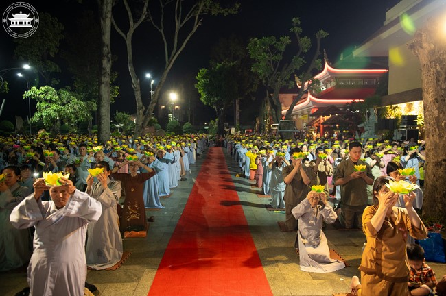 Candle Lighting Night of Ullambana Ceremony holding by Hieu and Thuong Group