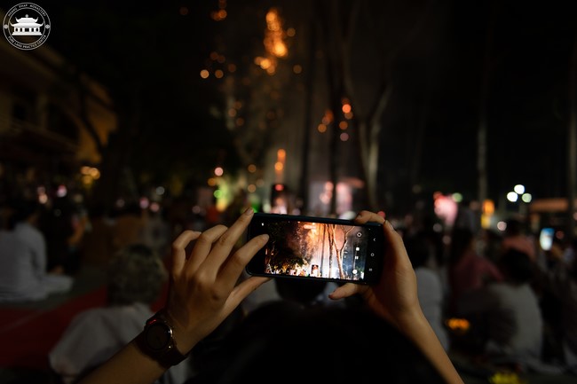Candle Lighting Night of Ullambana Ceremony holding by Hieu and Thuong Group