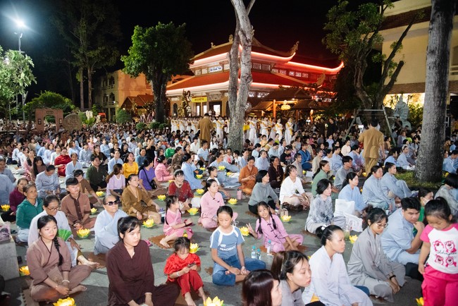 Candle Lighting Night of Ullambana Ceremony holding by Hieu and Thuong Group