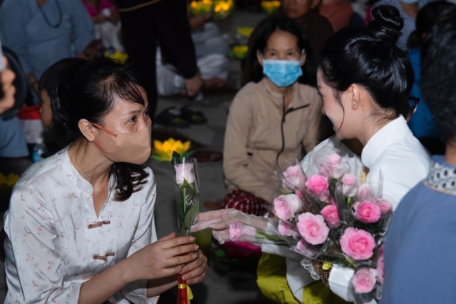 Candle Lighting Night of Ullambana Ceremony holding by Hieu and Thuong Group