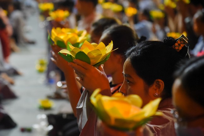 Candle Lighting Night of Ullambana Ceremony holding by Hieu and Thuong Group