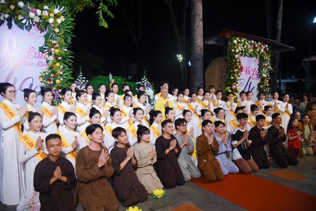 Candle Lighting Night of Ullambana Ceremony holding by Hieu and Thuong Group