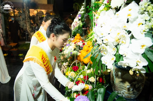 Candle Lighting Night of Ullambana Ceremony holding by Hieu and Thuong Group