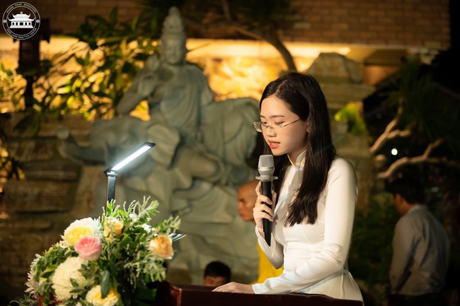 Candle Lighting Night of Ullambana Ceremony holding by Hieu and Thuong Group