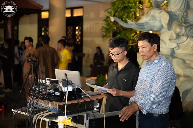 Candle Lighting Night of Ullambana Ceremony holding by Hieu and Thuong Group