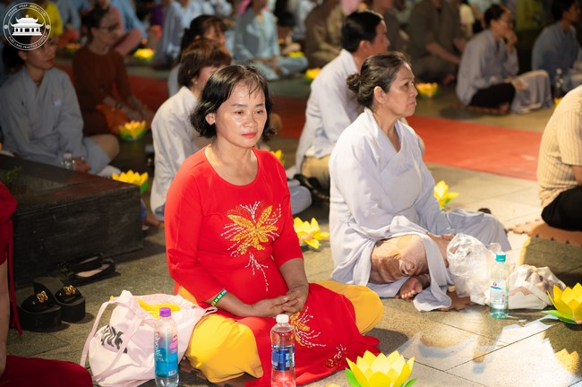 Candle Lighting Night of Ullambana Ceremony holding by Hieu and Thuong Group