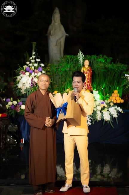 Candle Lighting Night of Ullambana Ceremony holding by Hieu and Thuong Group