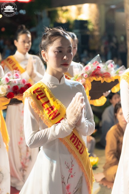 Candle Lighting Night of Ullambana Ceremony holding by Hieu and Thuong Group