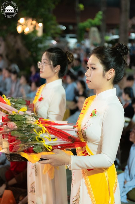 Candle Lighting Night of Ullambana Ceremony holding by Hieu and Thuong Group