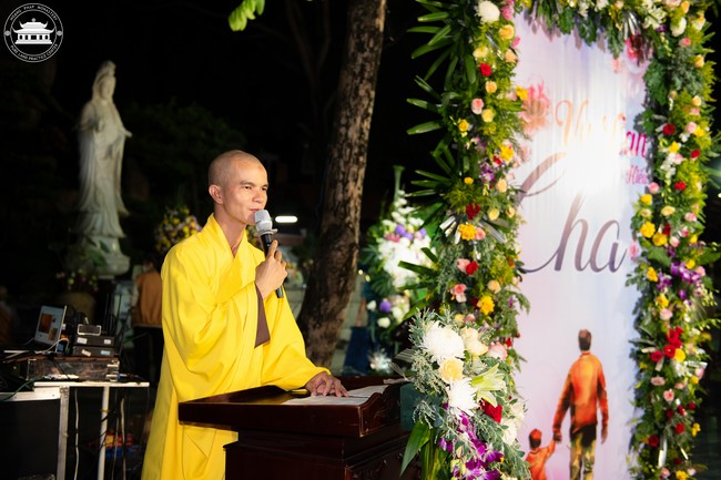 Candle Lighting Night of Ullambana Ceremony holding by Hieu and Thuong Group