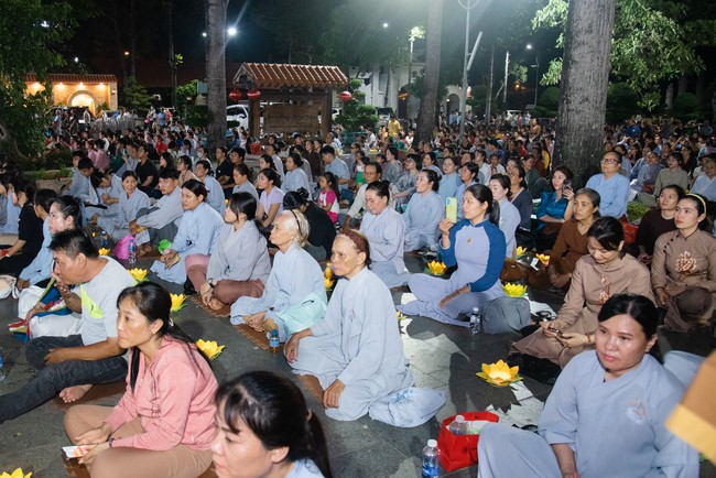 Candle Lighting Night of Ullambana Ceremony holding by Hieu and Thuong Group