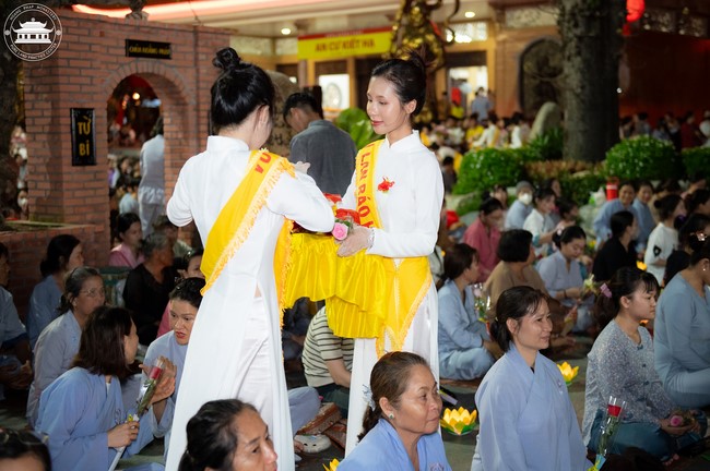 Candle Lighting Night of Ullambana Ceremony holding by Hieu and Thuong Group