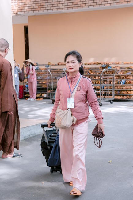 Entering into the 103rd Seven-Day Retreat