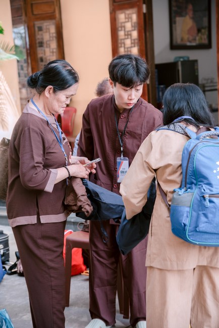 Entering into the 103rd Seven-Day Retreat