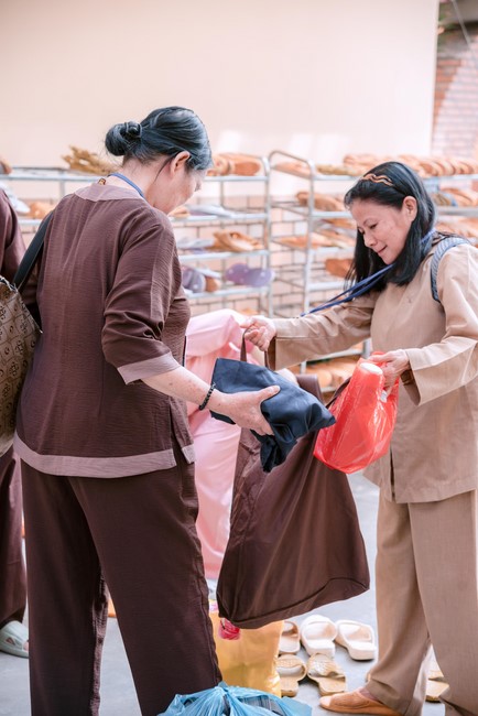 Entering into the 103rd Seven-Day Retreat