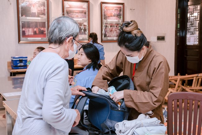 Entering into the 103rd Seven-Day Retreat