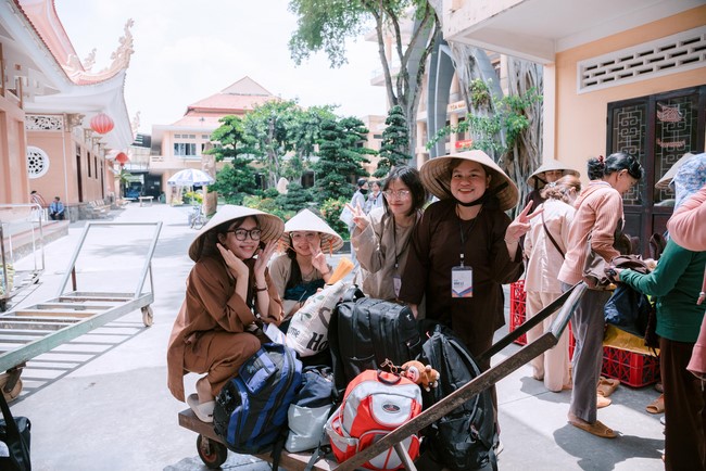 Entering into the 103rd Seven-Day Retreat