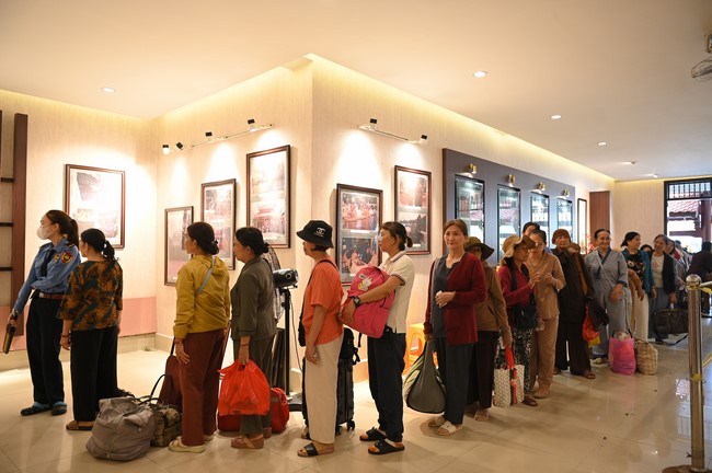 Entering into the 103rd Seven-Day Retreat