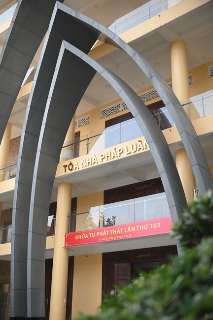 Entering into the 103rd Seven-Day Retreat