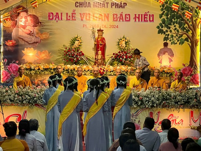 Chùa Nhất Pháp – Đồng Nai: Đêm thắp nến tri ân nhân Đại lễ Vu Lan Báo Hiếu PL. 2568 – DL. 2024
