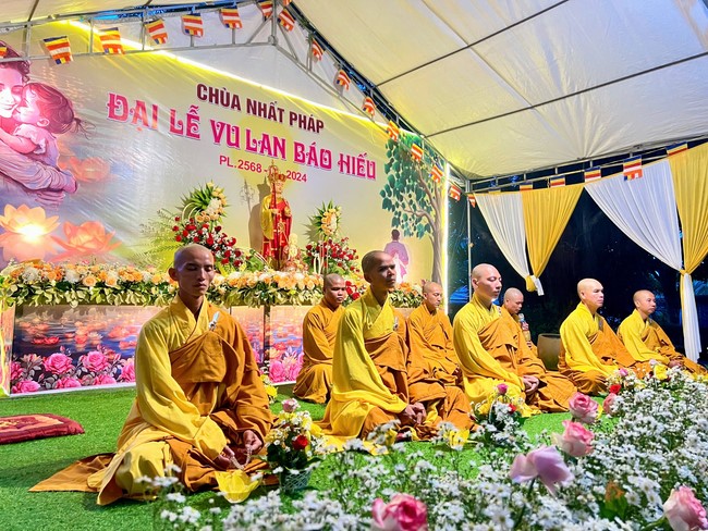 Chùa Nhất Pháp – Đồng Nai: Đêm thắp nến tri ân nhân Đại lễ Vu Lan Báo Hiếu PL. 2568 – DL. 2024