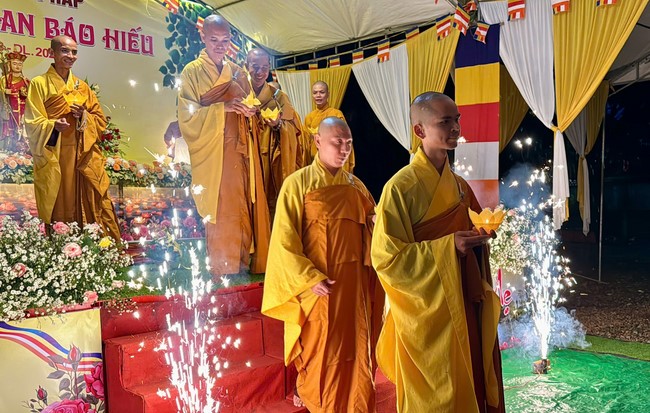 Chùa Nhất Pháp – Đồng Nai: Đêm thắp nến tri ân nhân Đại lễ Vu Lan Báo Hiếu PL. 2568 – DL. 2024