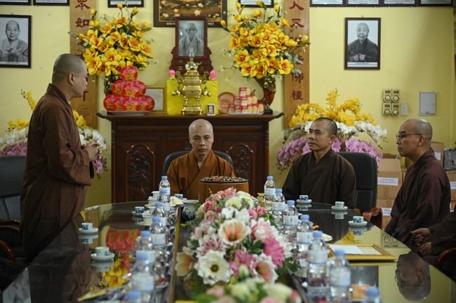 Donating to Vietnam Buddhist University (VBU) in Hanoi City from NCT Talent Monk Fund