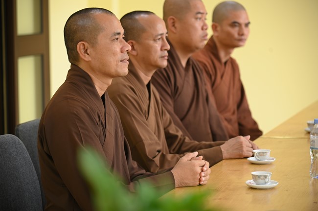 Quỹ đào tạo Tăng tài Ngộ Chân Tử cúng dường đến trường Trung cấp Phật học tỉnh Bắc Ninh