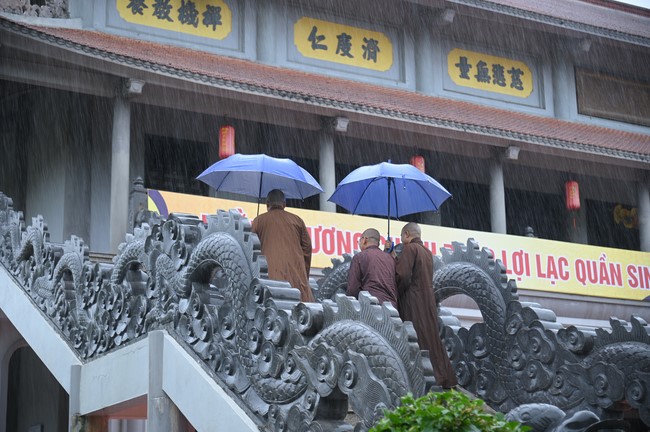 Quỹ đào tạo Tăng tài Ngộ Chân Tử cúng dường đến trường Trung cấp Phật học tỉnh Nam Định