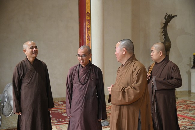 Quỹ đào tạo Tăng tài Ngộ Chân Tử cúng dường đến trường Trung cấp Phật học tỉnh Nam Định