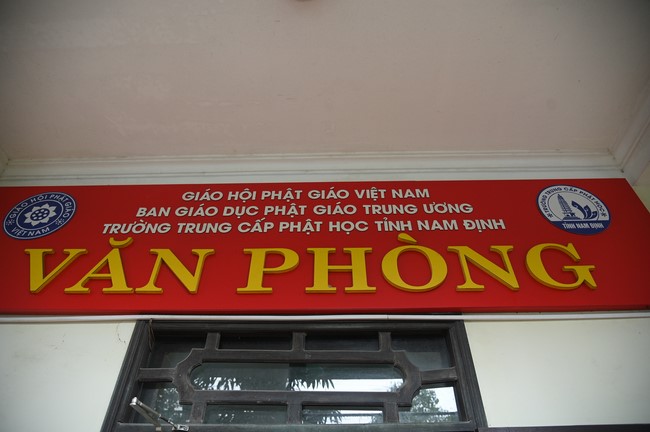 Quỹ đào tạo Tăng tài Ngộ Chân Tử cúng dường đến trường Trung cấp Phật học tỉnh Nam Định