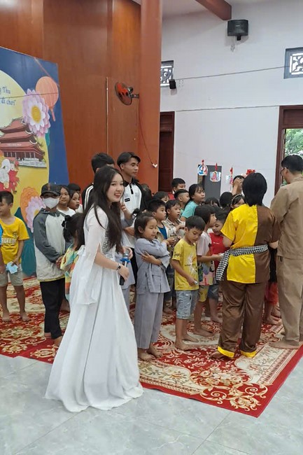 Chùa Đăng Pháp - Bình Phước: Khóa tu Một ngày an lạc và tặng quà Trung Thu