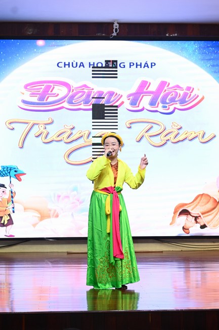 Full-Moon Festival performance program