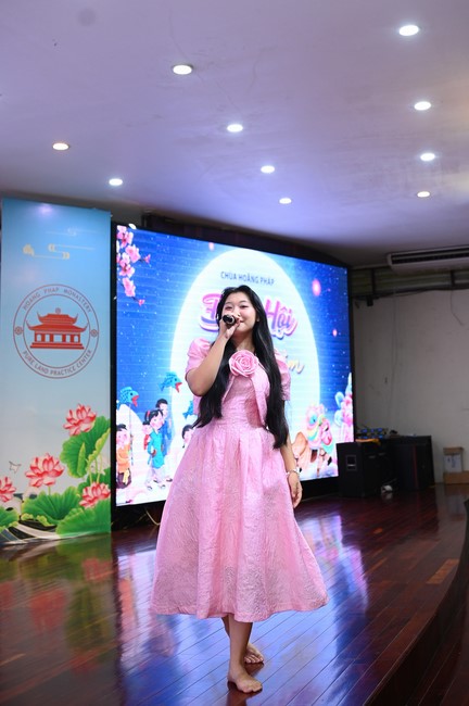 Full-Moon Festival performance program