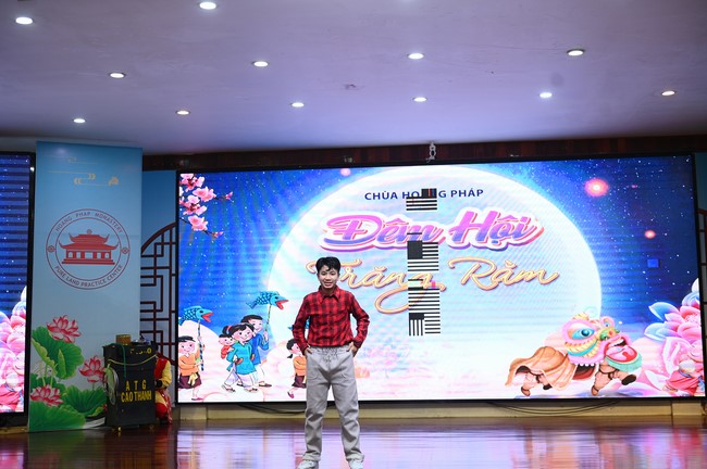 Full-Moon Festival performance program