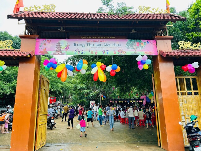 Chùa Nhất Pháp - Đồng Nai: Chương trình “Trung Thu Bên Mái Chùa”