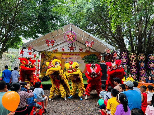 Chùa Nhất Pháp - Đồng Nai: Chương trình “Trung Thu Bên Mái Chùa”