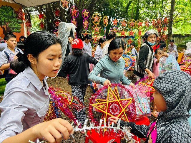 Chùa Nhất Pháp - Đồng Nai: Chương trình “Trung Thu Bên Mái Chùa”