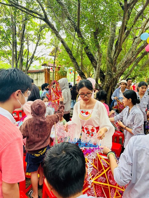 Chùa Nhất Pháp - Đồng Nai: Chương trình “Trung Thu Bên Mái Chùa”