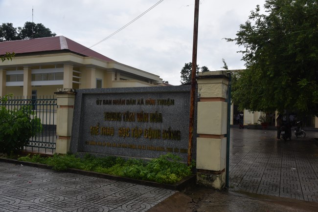 Ban Từ Thiện: Tặng quà Trung Thu cho các em học sinh thuộc xã Đôn Thuận, huyện Trảng Bàng, tỉnh Tây Ninh