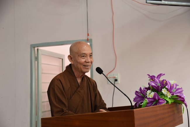 Ban Từ Thiện: Tặng quà Trung Thu cho các em học sinh thuộc xã Đôn Thuận, huyện Trảng Bàng, tỉnh Tây Ninh