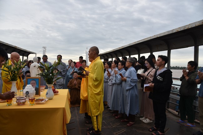 Đạo Tràng Minh Chất - Cần Thơ: Tu niệm Phật Một Ngày - Lần 8