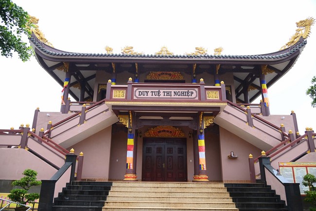 Quỹ đào tạo Tăng tài “Ngộ Chân Tử” cúng dường tại trường Trung cấp Phật học Gia Lai