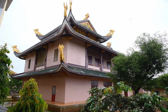 Quỹ đào tạo Tăng tài “Ngộ Chân Tử” cúng dường tại trường Trung cấp Phật học Gia Lai