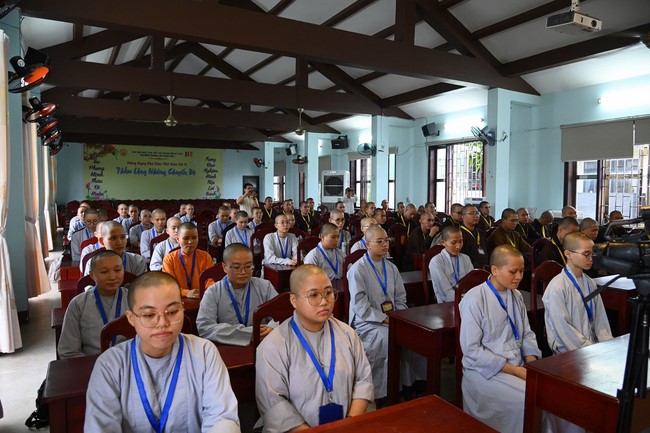 Quỹ đào tạo Tăng tài “Ngộ Chân Tử” cúng dường tại trường Trung cấp Phật học Đà Nẵng