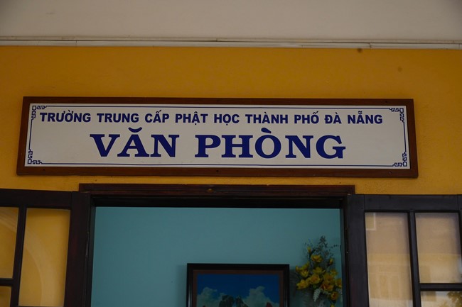 Quỹ đào tạo Tăng tài “Ngộ Chân Tử” cúng dường tại trường Trung cấp Phật học Đà Nẵng