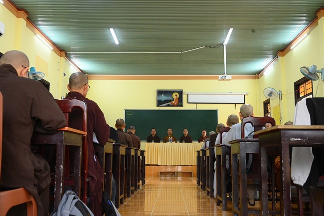 Quỹ đào tạo Tăng tài “Ngộ Chân Tử” cúng dường tại trường Trung cấp Phật học Quảng Nam