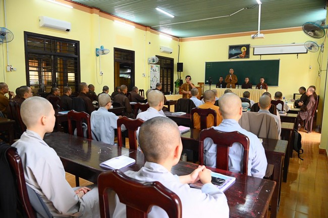 Quỹ đào tạo Tăng tài “Ngộ Chân Tử” cúng dường tại trường Trung cấp Phật học Quảng Nam