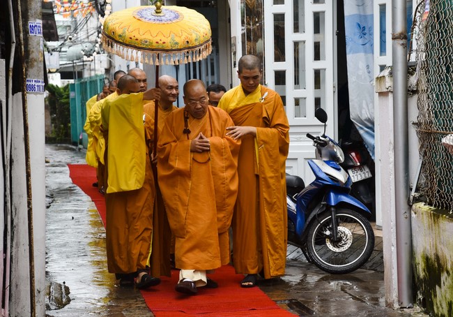Buddhist Dieu Nguyet's death Anniversary at Minh Chat ashram