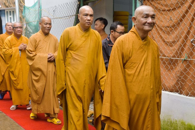 Buddhist Dieu Nguyet's death Anniversary at Minh Chat ashram